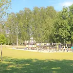 Garden & Private Parking With Playground