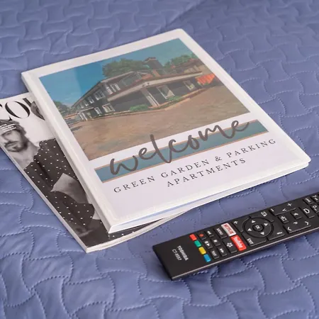 Апартаменти Garden & Private Parking With Playground *