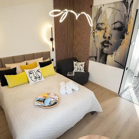 Apartment Garden & Private Parking With Playground *