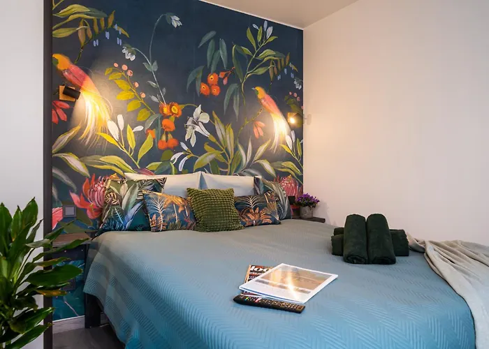 Garden & Private Parking With Playground Apartament Ryga