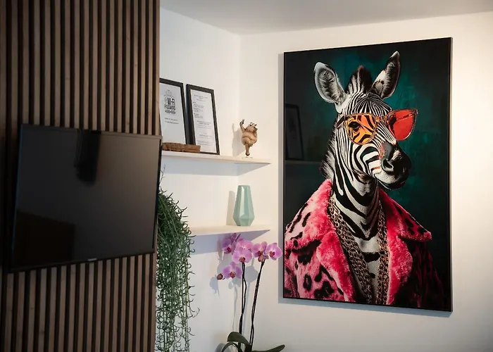 Garden & Private Parking With Playground