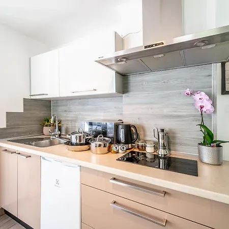 Garden & Private Parking With Playground * Рига