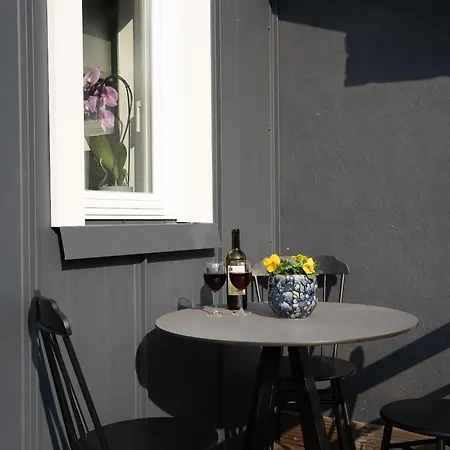 Апартаменты Garden & Private Parking With Playground