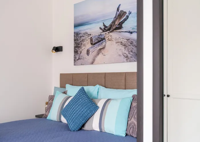 Apartment Garden & Private Parking With Playground *